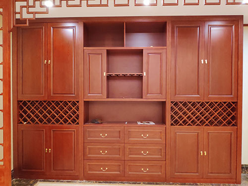 龙华中式家居装修之中式酒柜装修效果图